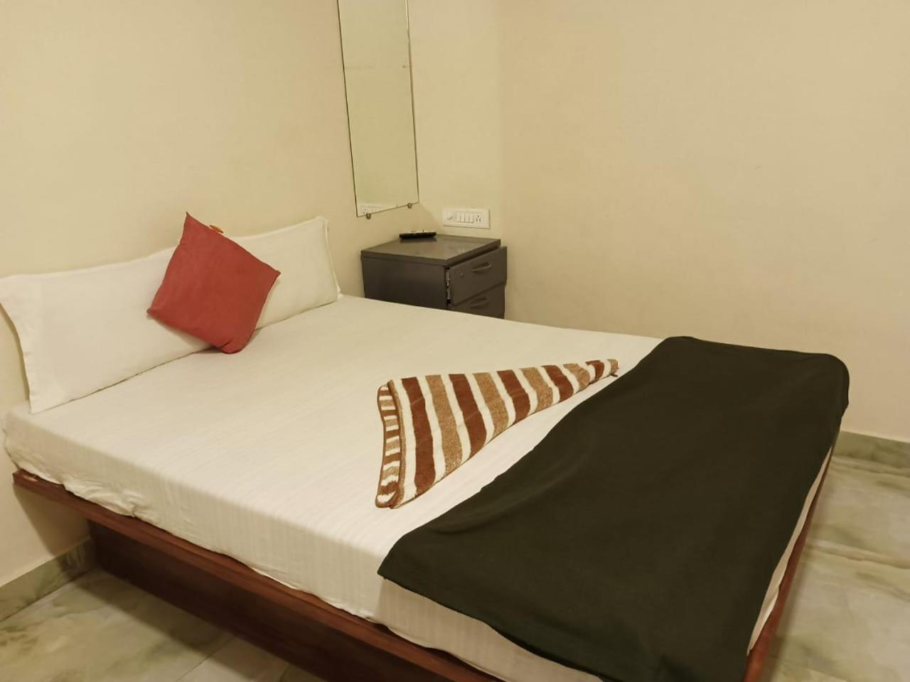 New Hotel Tara By Glitz Hotels ムンバイ エクステリア 写真